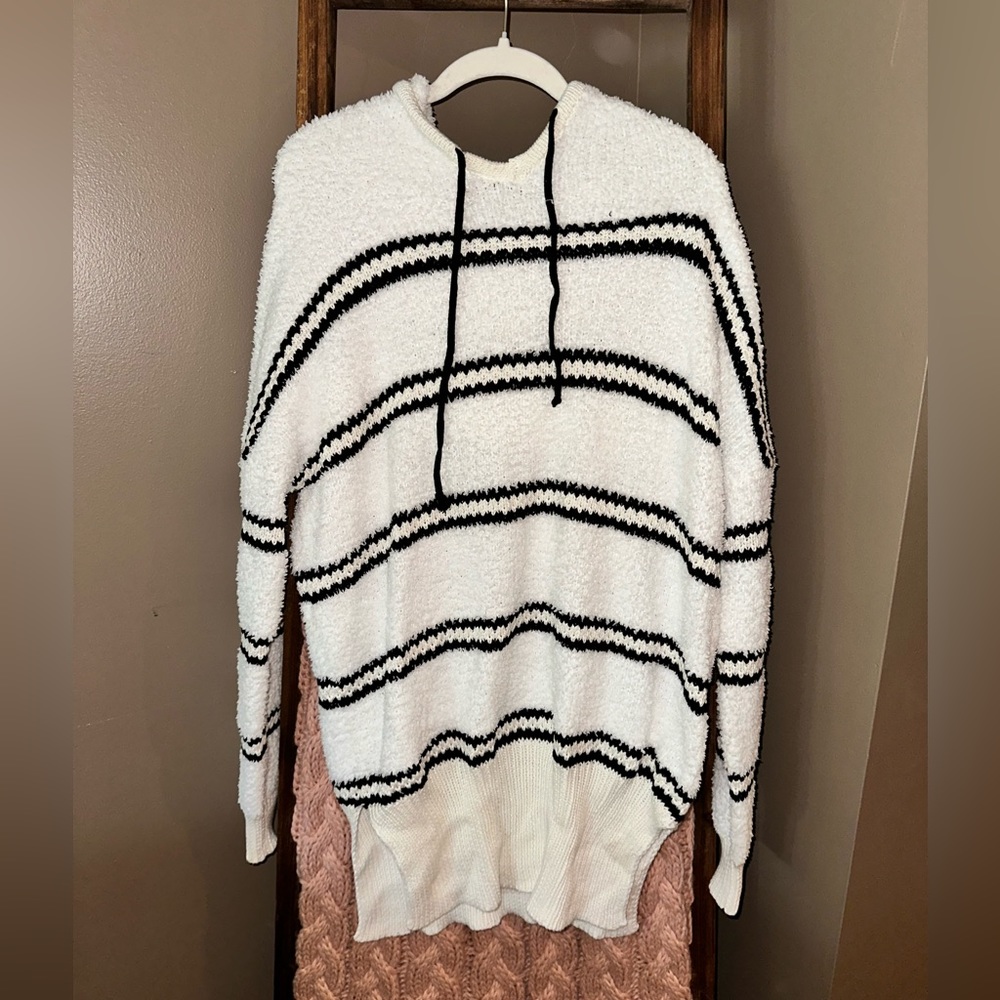 stripped fleece hoodie